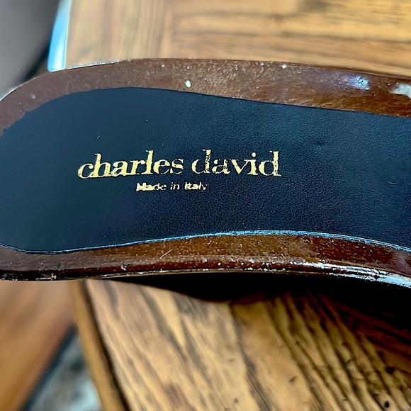Heels😃Charles David Italy7.5BrownLeatherUnique designCable&StitchingVGCondition - Picture 3 of 8
